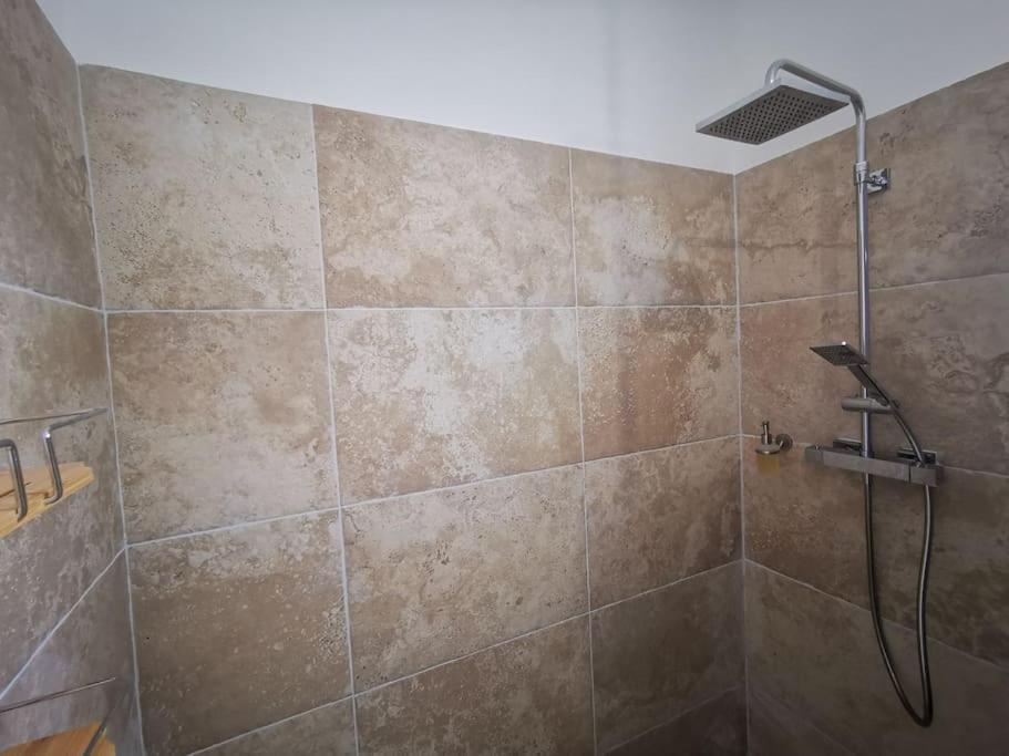 Studio Koton - 3 Etoiles - Deshaies Centre Экстерьер фото
